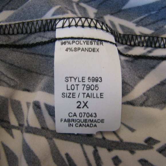 Three Women's Summer Tops 2 Tank Tops 1 T-Shirt Abstract Prints Black White - Picture 9 of 16